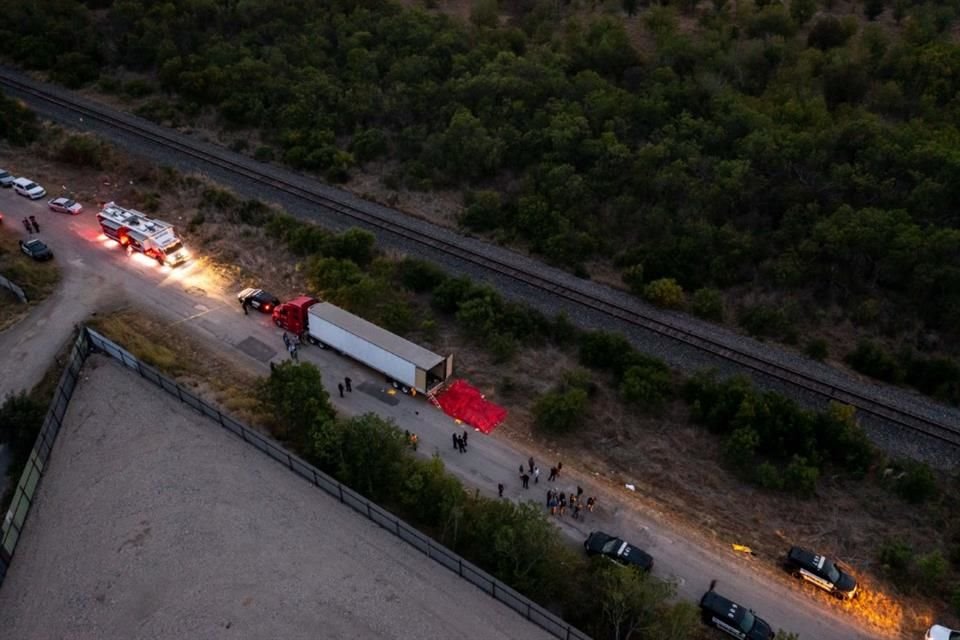 La caja del tráiler donde viajaban los migrantes en Texas no contaba con sistema de aire acondicionado.