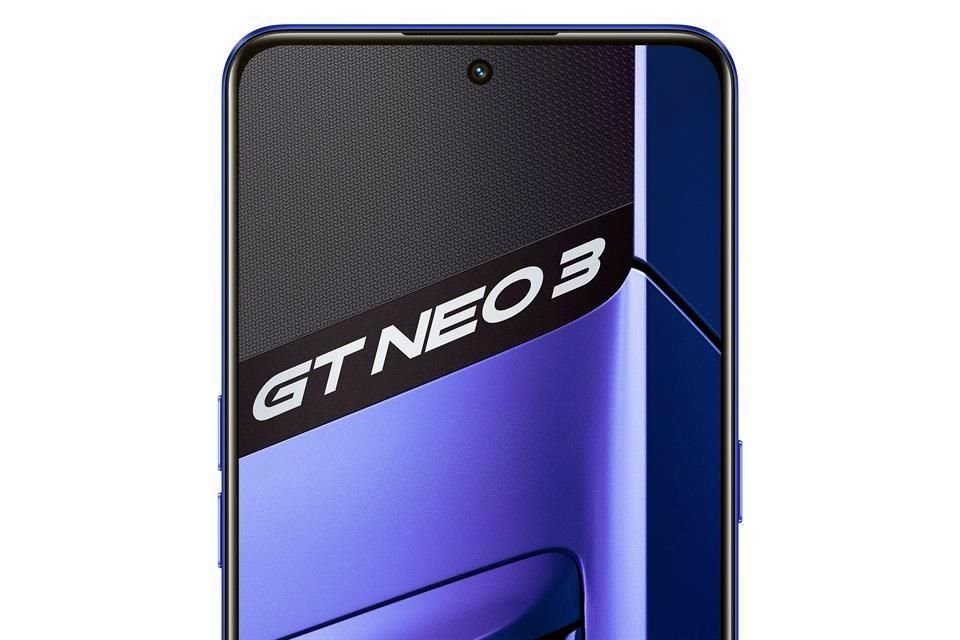 Un smartphone que cuenta con características en pantalla y procesador para jugar de forma más amena.