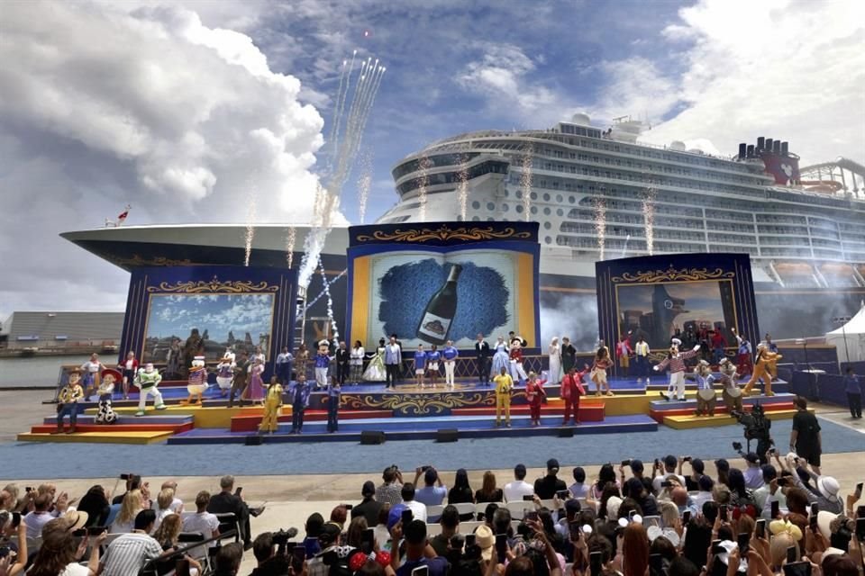 El Disney Wish es el primer crucero nuevo de Walt Disney Co. en una década; emprenderá su primer viaje el 14 de julio desde Florida.