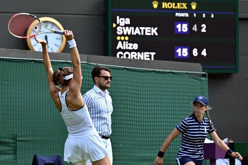 Alize Cornet dio la sorpresa de este sábado en la rama femenil.