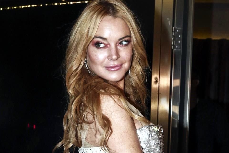 Lindsay Lohan dio el sí a el empresario Bader Shammas y ahora forman un matrimonio, lo dio a conocer a través de redes sociales.