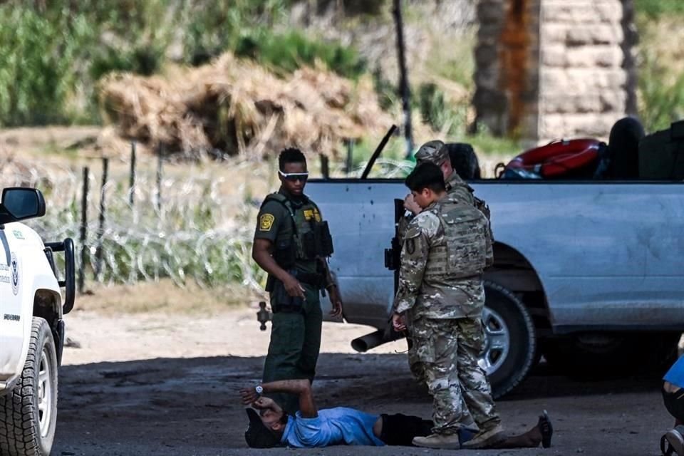 El Gobierno de México rechazó la orden del Gobernador de Texas, Greg Abbott, para regresar a la frontera a los migrantes indocumentados.