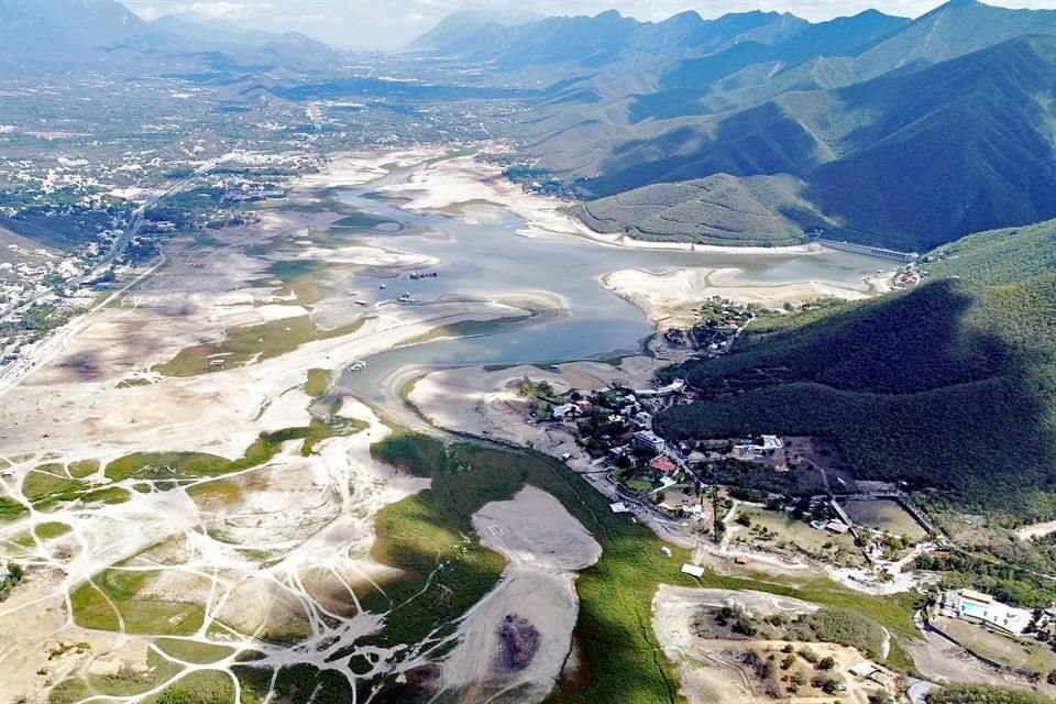Éstas es la situación de los dos embalses en el Estado, que presentan registros mínimos históricos por sequía. (Cifras en millones de metros cúbicos) PRESA LA BOCA. Capacidad: 35. Nivel: 3.07 (8.7%)