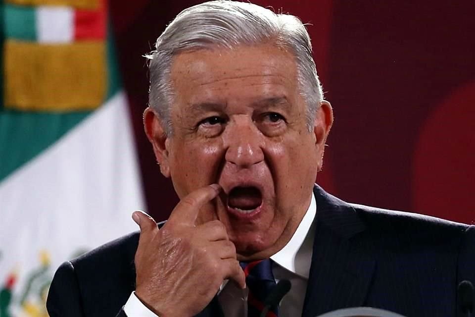 El Presidente Andrés Manuel López Obrador acusó 'mano negra' de conservadores que buscan echarle en contra a las iglesias.