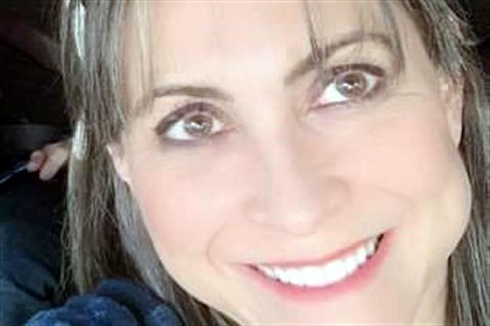 La escritora Mónica Hernández cuenta que las mujeres que protagonizan su novela mantuvieron en secreto la impresión en una época en que el Santo Oficio lo prohibía.
