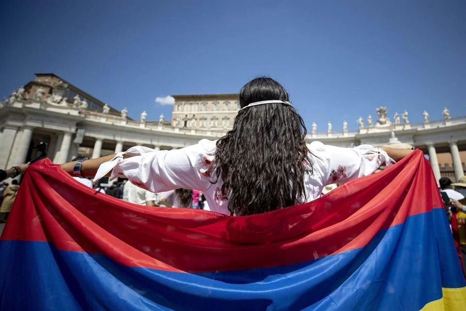 Desde la Plaza de San Pedro, el Papa Francisco expresó su preocupación por los enfrentamientos violentos durante las jornadas de protesta en Colombia.