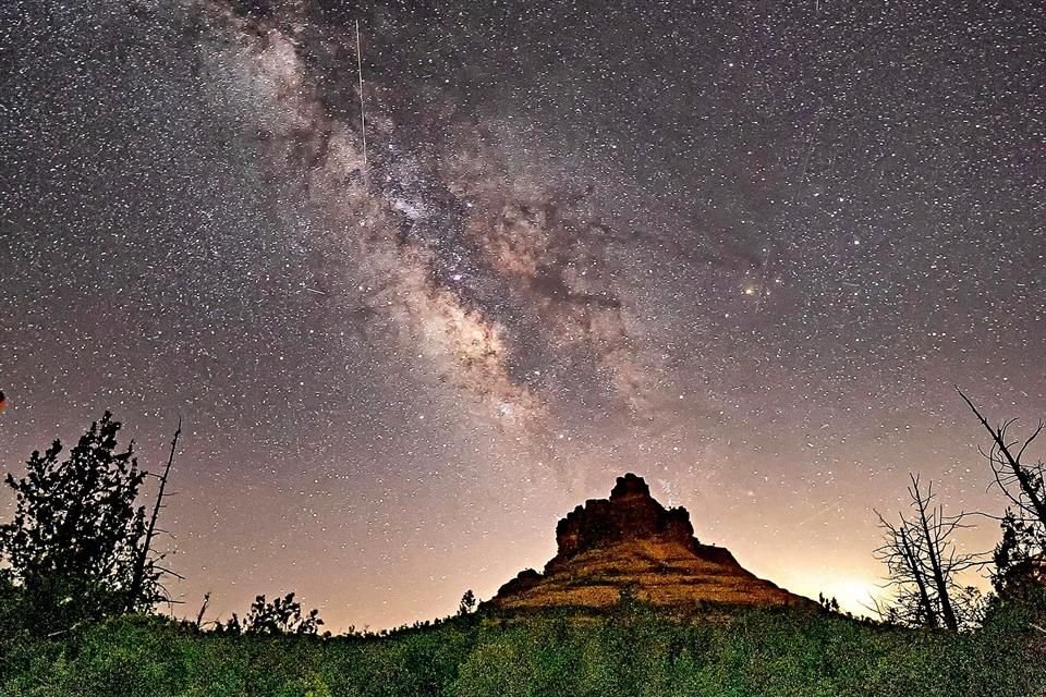 Qué mejor revancha que practicar astroturismo en Arizona y dormir bajo un millón de estrellas.