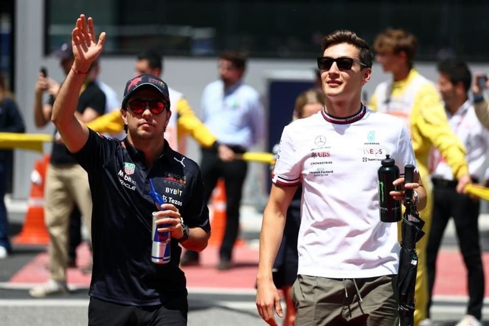 Sergio Pérez y George Russell, pilotos de Red Bull y Mercedes, respectivamente.