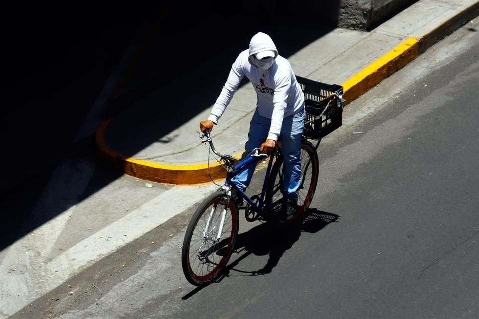 Autoridades de la CDMX y del Municipio de Nezahualcóyotl buscan conectar entidades con ciclocarriles cerca de otros transportes públicos.