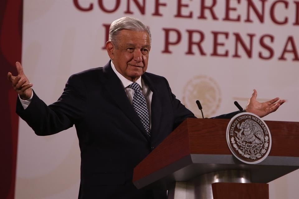 AMLO condicionó la participación de empresas extranjeras en plantas solares a que las instalaciones operen bajo el control de Sener y CFE.