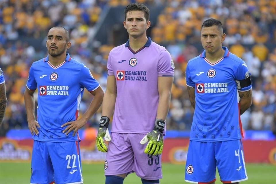 Rafael Baca y 'Cata' Domínguez son dos de los jugadores que casi siempre cargan con los reclamos de la afición.