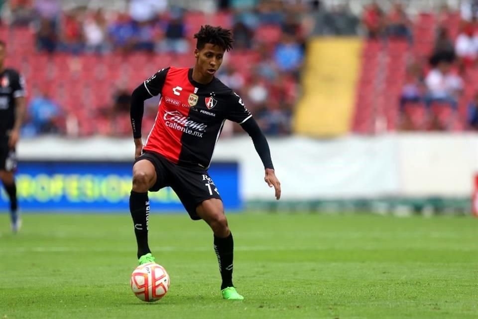 Aunque hay acuerdo entre Atlas y Tigres para el pase de Ozziel Herrera al equipo universitario, la decisión final la tomará el futbolista.