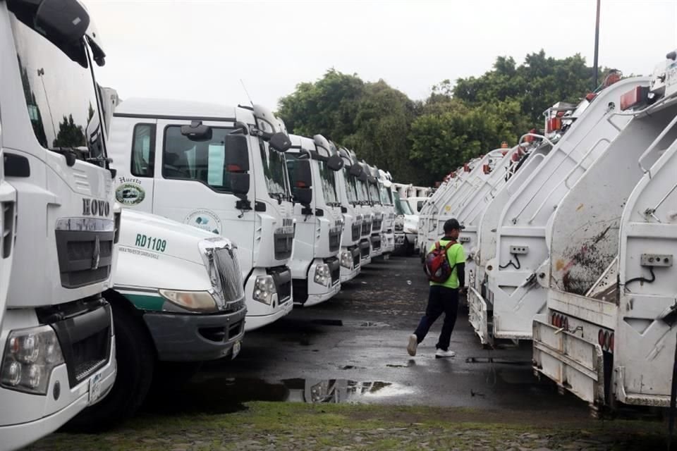 Caabsa Eagle señaló que la recolección de basura está al 90 por ciento y exhibió que el municipio de GDL le adeuda 40 millones de pesos.