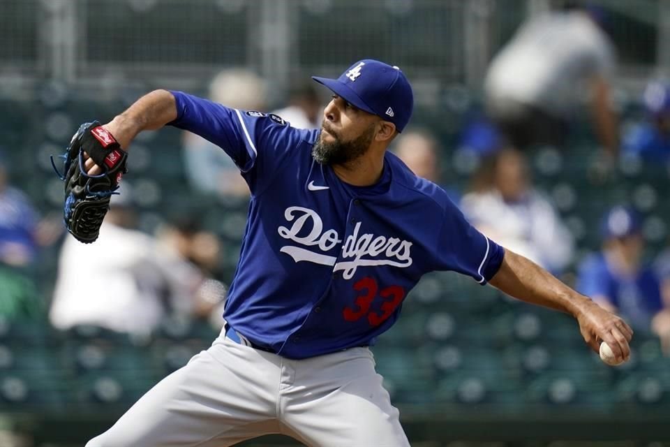 David Price decidió sí jugar la próxima campaña.