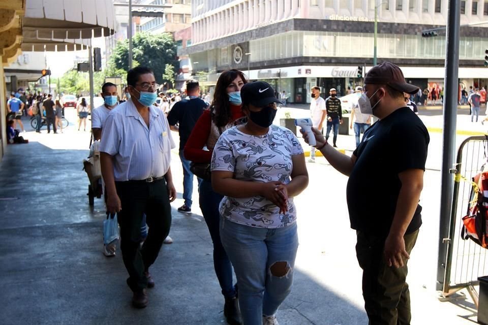 Para cuidar la salud de turistas y locales, la Secretaría de Turismo llamó a la población a mantener las medidas sanitarias contra Covid-19.