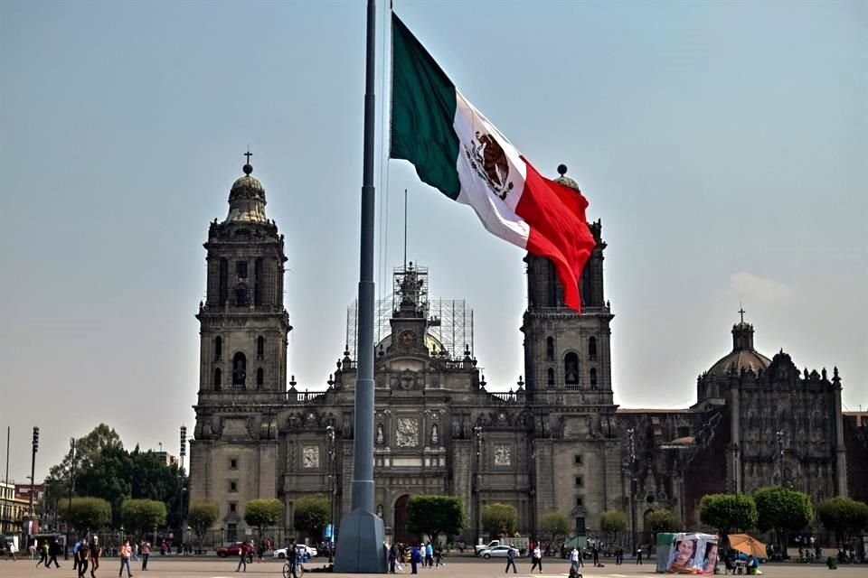 De acuerdo con el FMI, la economía mexicana se verá afectada por una mayor desaceleración de Estados Unidos en 2022, su principal socio comercial.