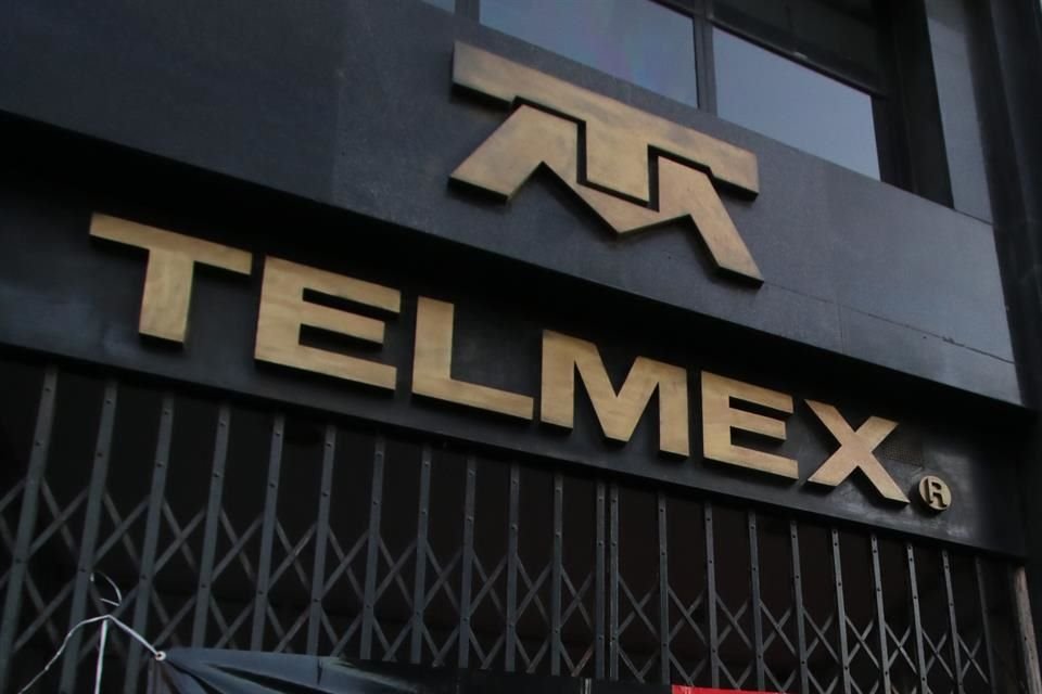 La votación de este viernes quedó en 16 mil 132 votos a favor y mil 917 votos en contra del personal activo de Telmex.