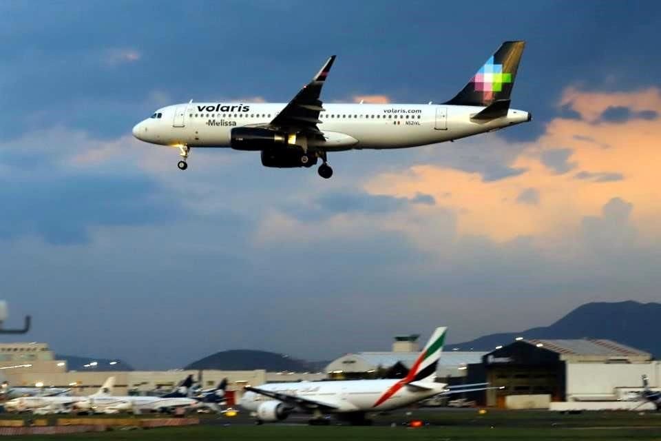 GAP informó que se afectaron dos vuelos que viajaban de la Ciudad de México hacía Guadalajara.