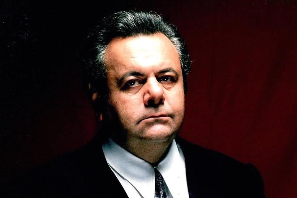 Murió hoy a los 83 años de edad por causas naturales.