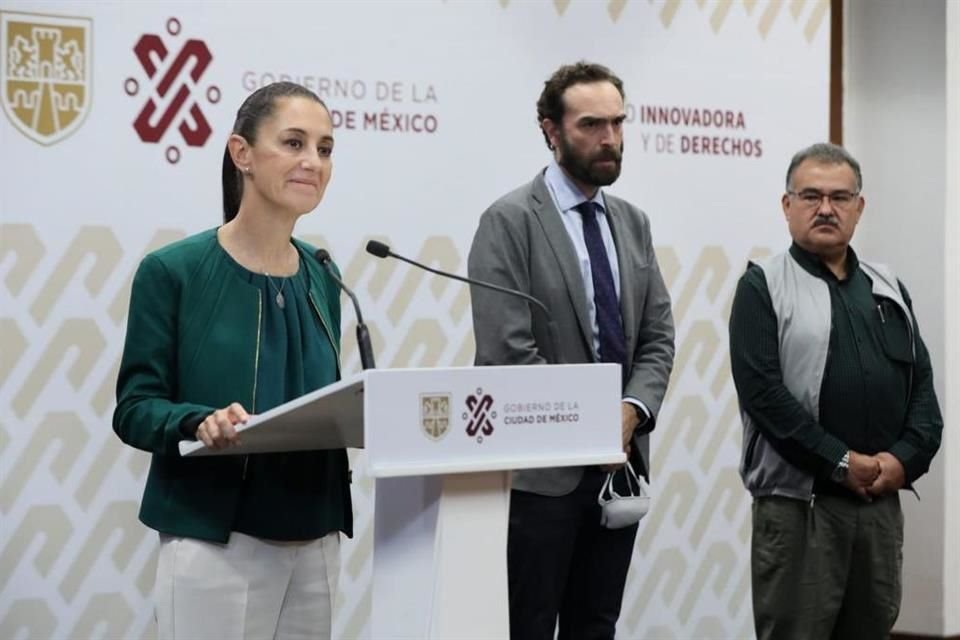 Integrantes de la FAT reclamaron que el incremento de un peso aprobado este 2022 es insuficiente; la Jefa de Gobierno, Claudia Sheinbaum, dijo que no se contempla ningún incremento al pasaje.