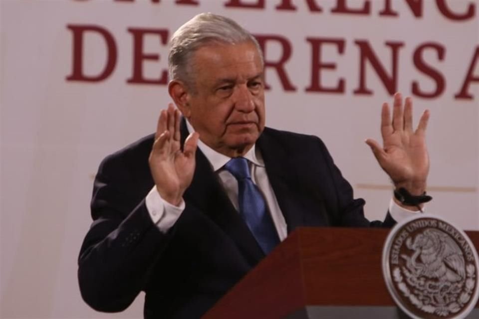 El Presidente Andrés Manuel López Obrador sólo podrá declarar si acude voluntariamente, dijo FEDE.