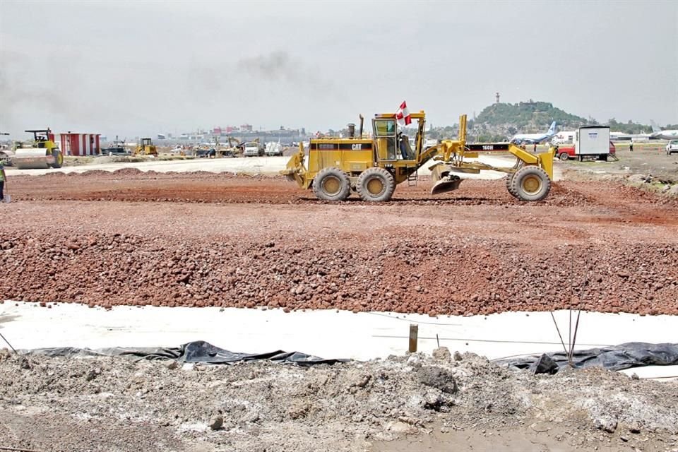 En el 2020, las pistas del aeropuerto tuvieron obras y mantenimiento mayor. Nuevamente la rehabilitación regresa al AICM.