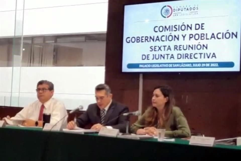 Un diputado de Morena se conectó a distancia y con ello se logró mayoría.