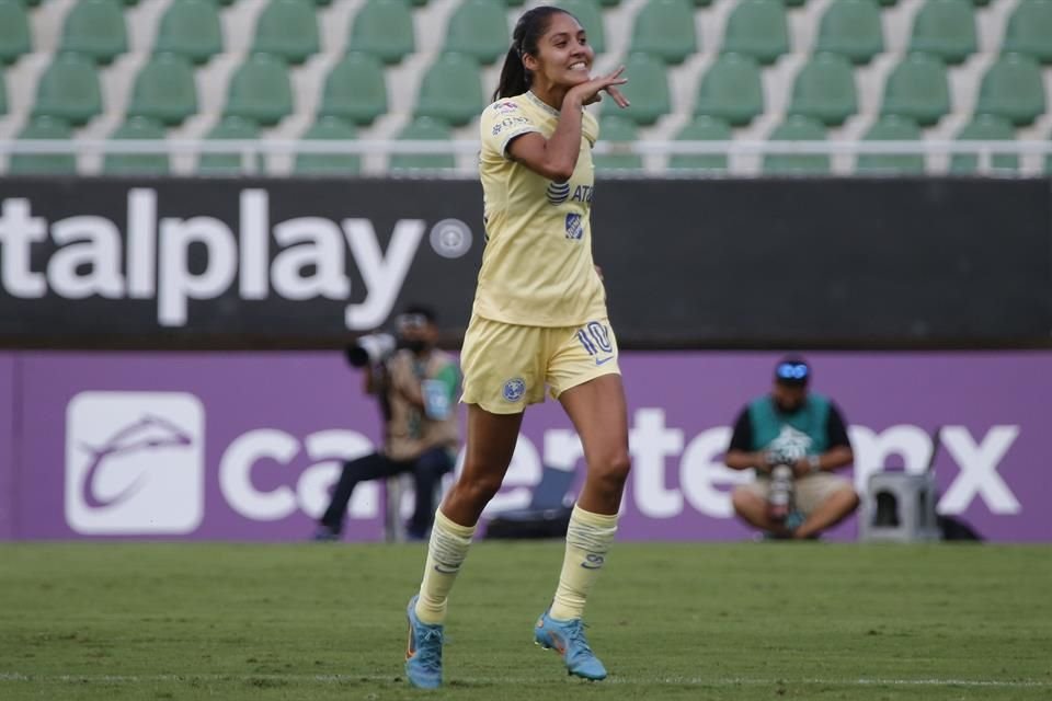 Alison González festejó sus primeros goles con el América Femenil.