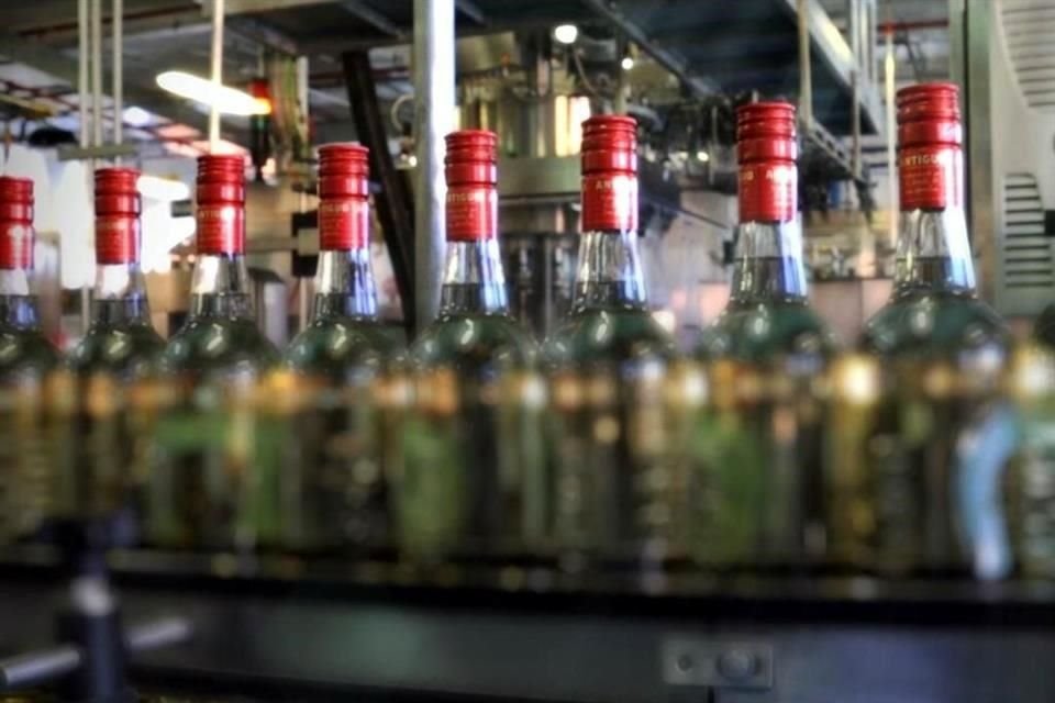 Todo exportador  de tequila debe estar registrado en el Padrón de Exportadores.