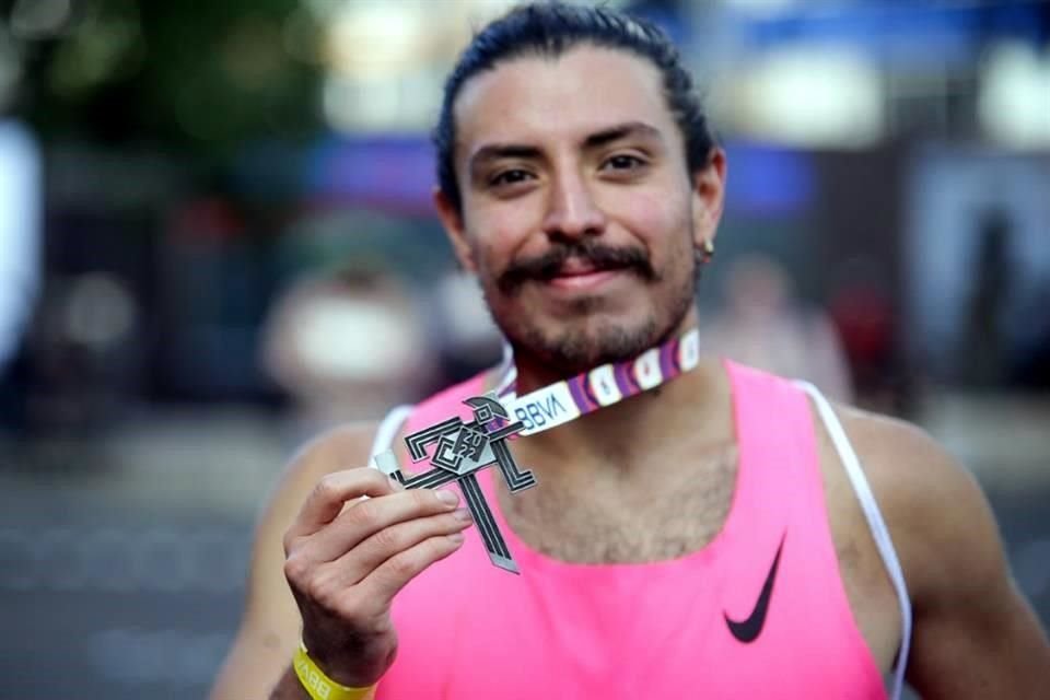 Con gran ánimo y esfuerzo se realizó el Medio Maratón de la CDMX 2022. Checa las mejores fotos del evento.