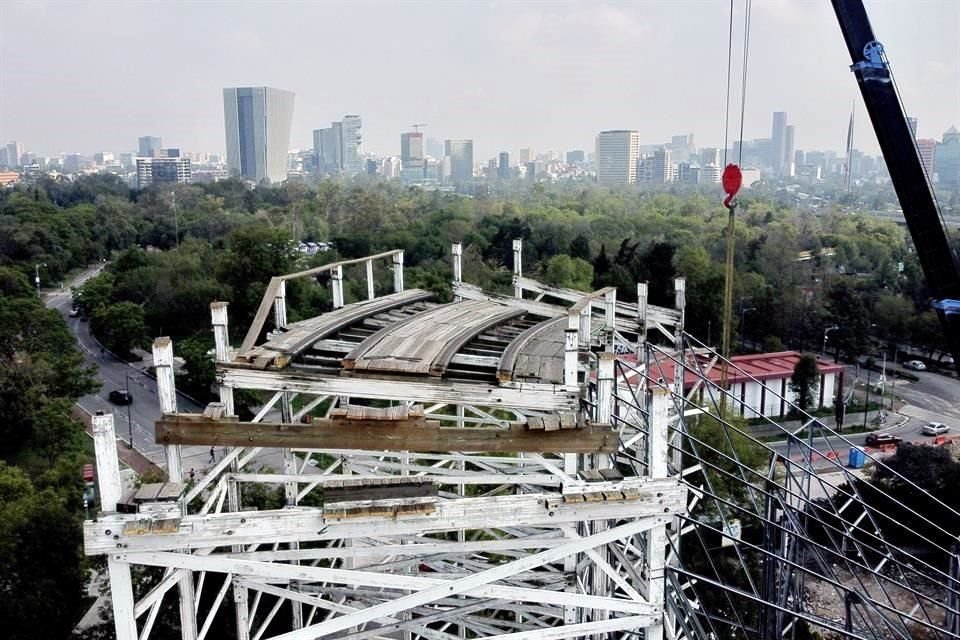 La Montaña Rusa marcó la postal del Bosque de Chapultepec por casi seis décadas, ahora su ausencia pesa a los capitalinos.