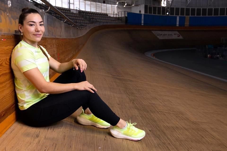 Luz Daniela y su hermana Antonieta desean devolverle un poco al ciclismo de todo lo que les ha dado.