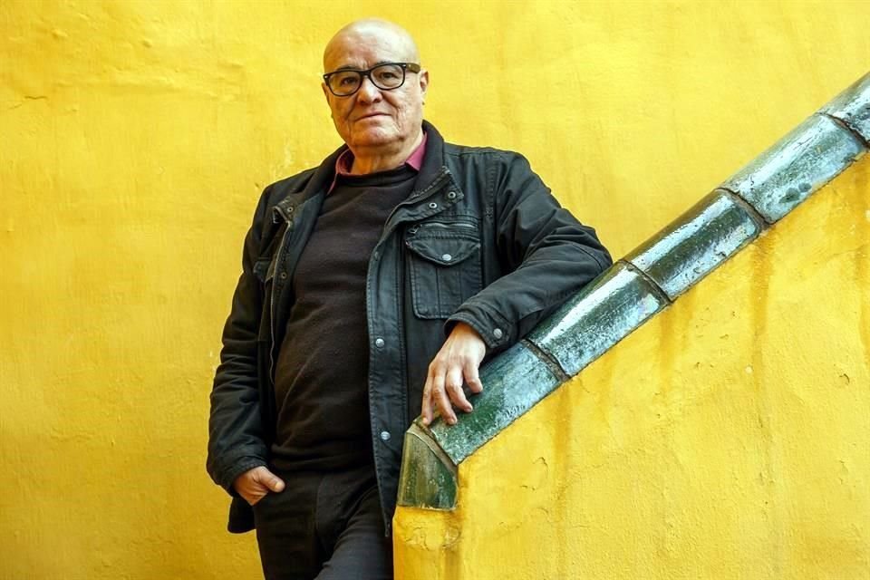Uno de los creadores premiados será Rogelio Villarreal.