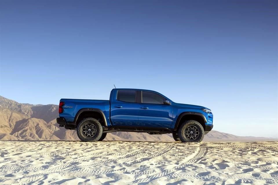 Cuenta con 430 lb-pie de torque y 310 caballos de fuerza.