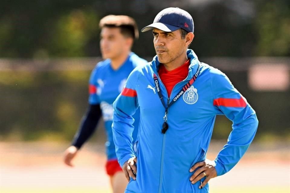 Ricardo Cadena sabe que su permanencia depende de la directiva.
