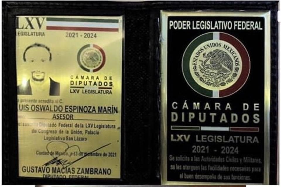 Luis Oswaldo Espinoza Marín presuntamente tenía 'charolas' del Poder Legislativo.