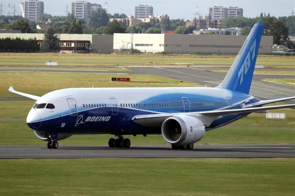 Boeing está invirtiendo dinero en Carolina del Sur, donde los trabajadores no están sindicalizados, luego de la huelga que mantuvo paralizada su operación en Seattle por 53 días.