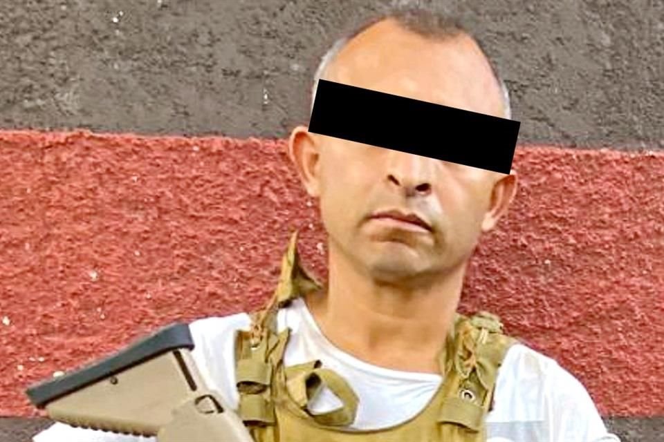 El sujeto, de baja estatura, delgado y de entre 40 y 50 años, forma parte de las 40 personas que han sido detenidas desde abril.