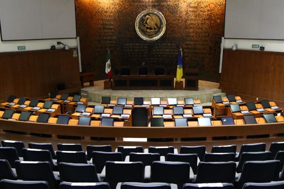 Diputados pretenden asignarse un presupuesto de 994.1 millones de pesos, lo que representaría un 4 por ciento más en comparación con los 955.3 millones asignados en 2022.