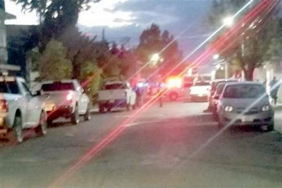 Un policía murió y dos resultaron heridos tras emboscada de grupo armado en Fresnillo, Zacatecas.