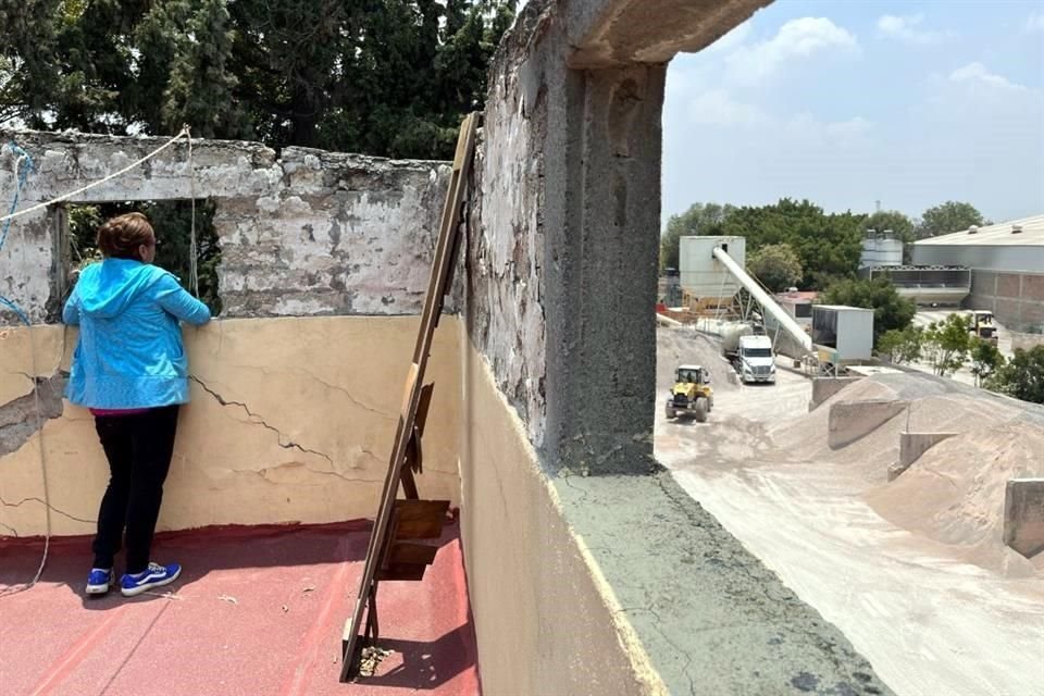 La unidad habitacional Jardines de Ceylán está construida junto a una cementera en la zona industrial de Azcapotzalco.