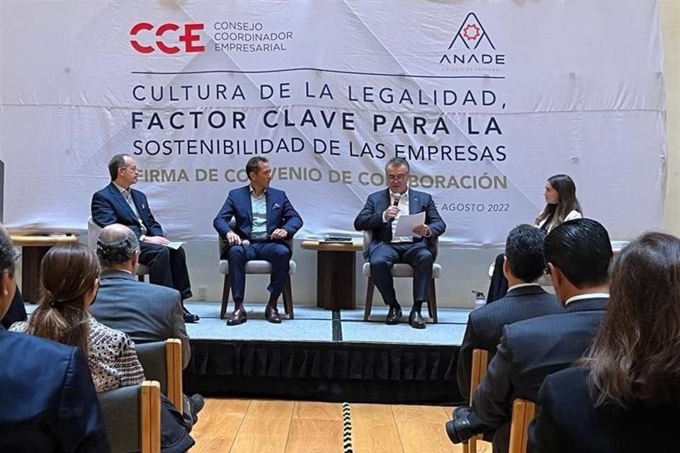 CCE consideró que llegar a un panel por la disputa energética bajo el T-MEC sería muy costoso para los miembros del acuerdo.