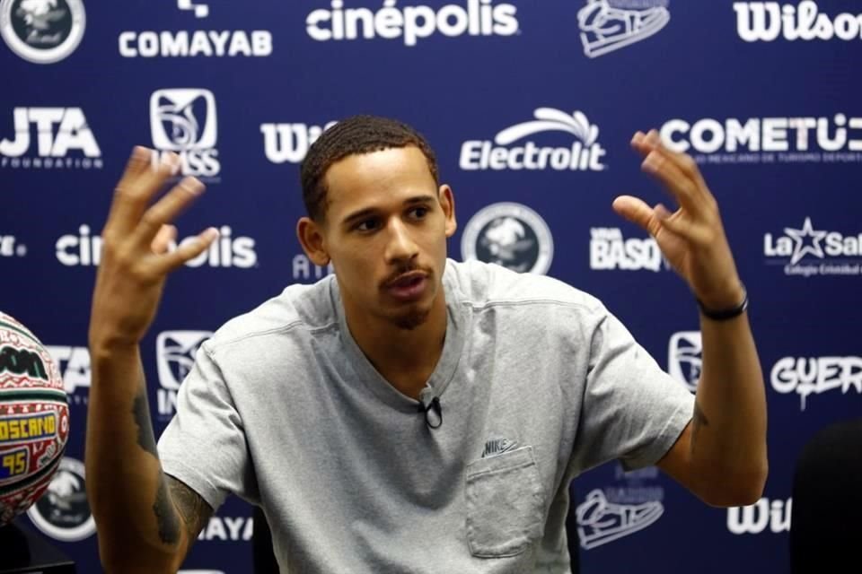 Juan Toscano volverá a ponerse el uniforme del Tri de basquetbol.