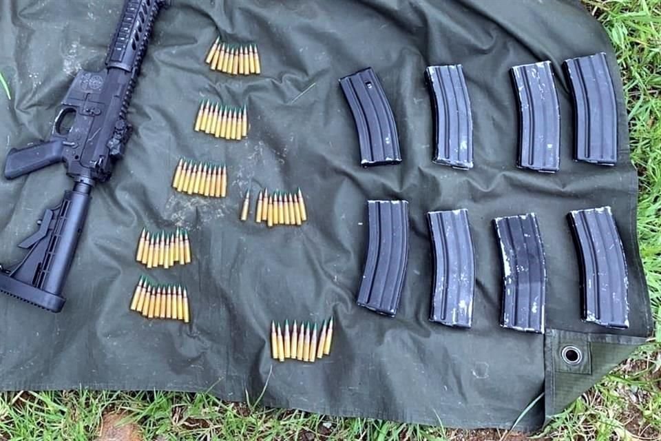 Tras un operativo del Ejército en Jalisco, la FGR aseguró vehículos, armamento, explosivos y un dron, propiedad del CJNG; no hubo detenidos.