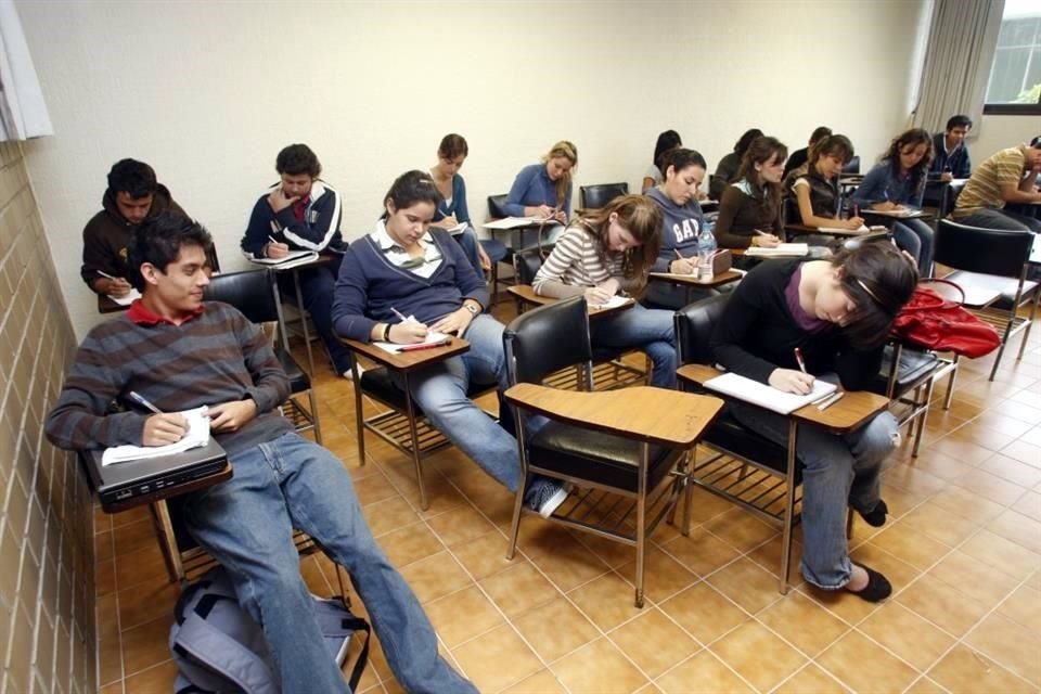 Las escuelas particulares deben cumplir ciertos requisitos para operar y ofrecer un buen servicio a sus consumidores, conoce cuáles son.