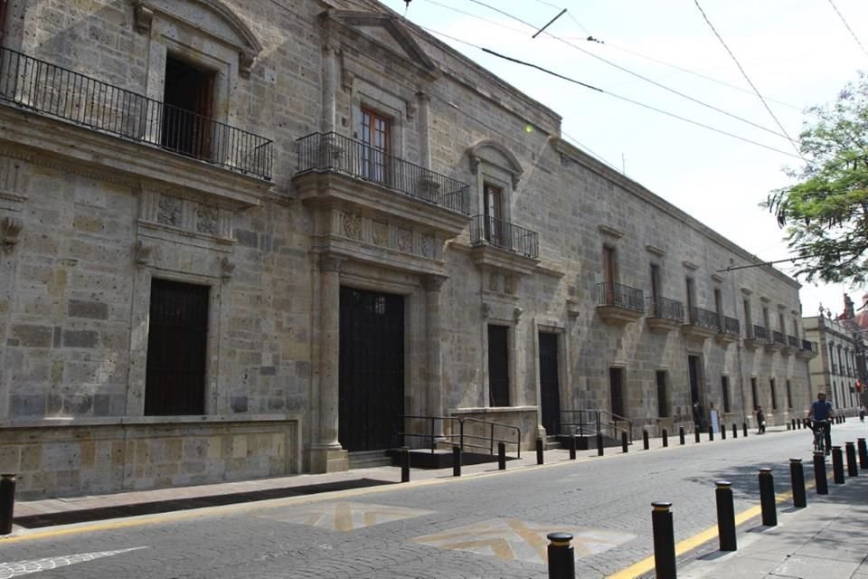 Fachada del Palacio Legislativo sede del Congreso de Jalisco en el Centro de Guadalajara.