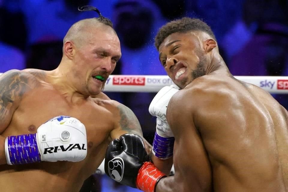 Oleksandr Usyk derrotó de nuevo a Anthony Joshua.