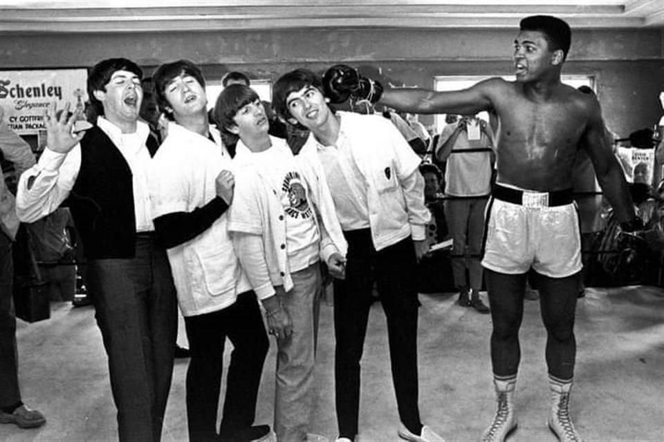 El encuentro entre Muhammad Ali y The Beatles ha sido uno de los más impactantes en la cultura popular.