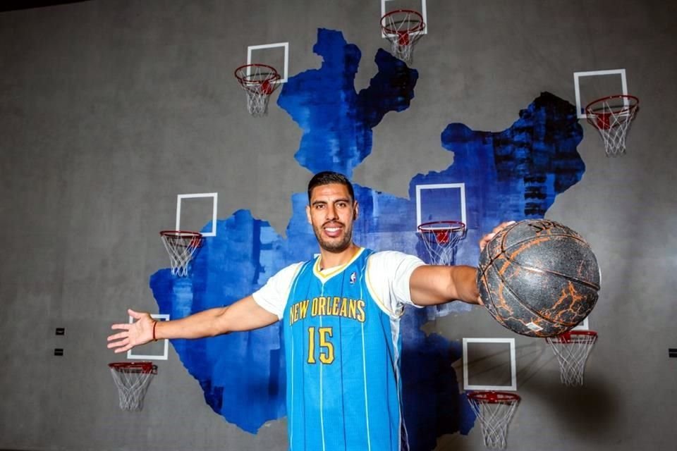 Gustavo Ayón deja el basquetbol con la satisfacción de haber marcado a toda una generación con los 12 Guerreros.