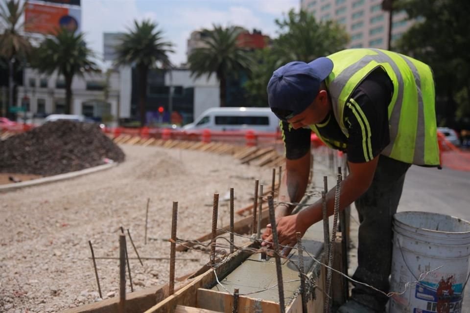 Se presentó una disminución mensual en el valor de la producción de las constructoras de abril de 0.07 por ciento.